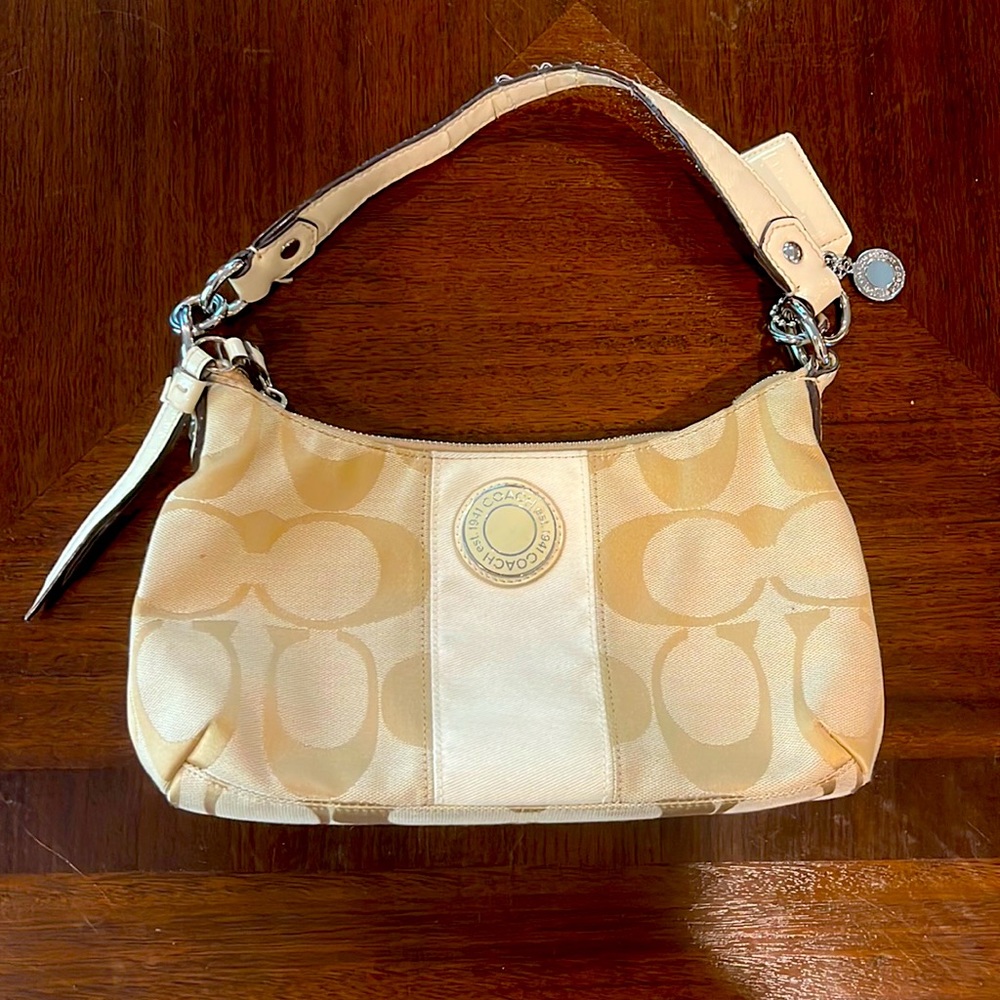 Coach Demi Signature Shoulder Bag
